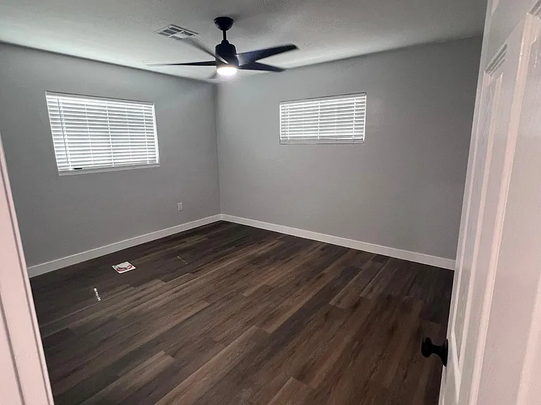 1610 S College Ave #2 — Photo 6