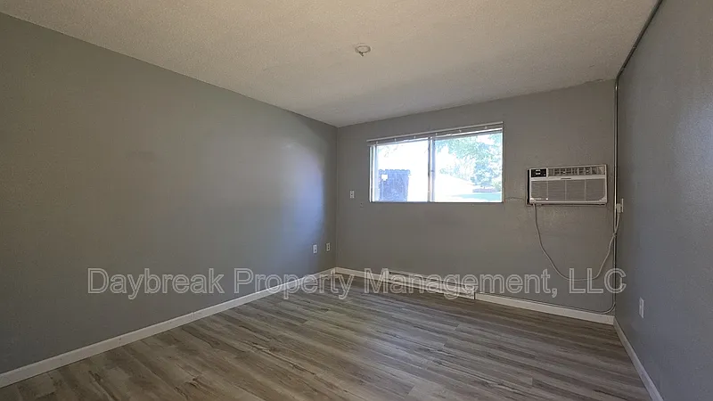 1 bed, 1.0 bath, $775 — Photo 3
