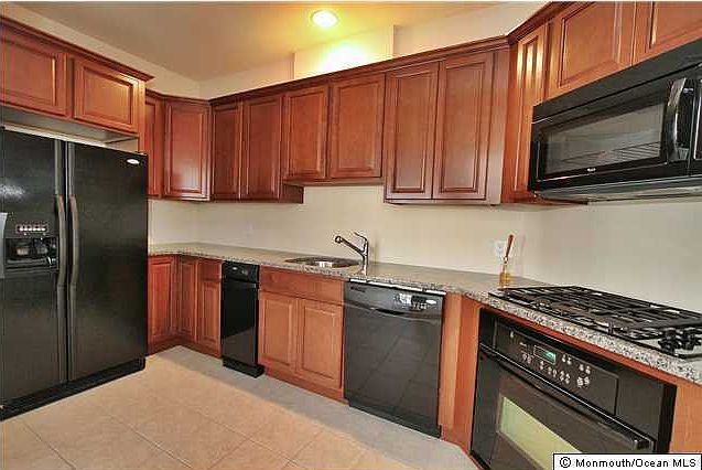 2nd image of 7 Centre Street #3305