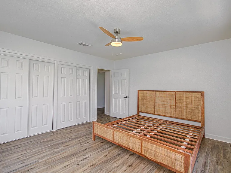 709 S McCarty Ave — Photo 29
