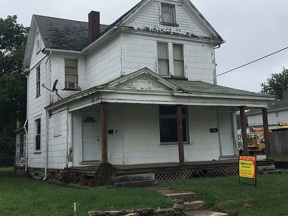 2nd image of 1018 S 8th St