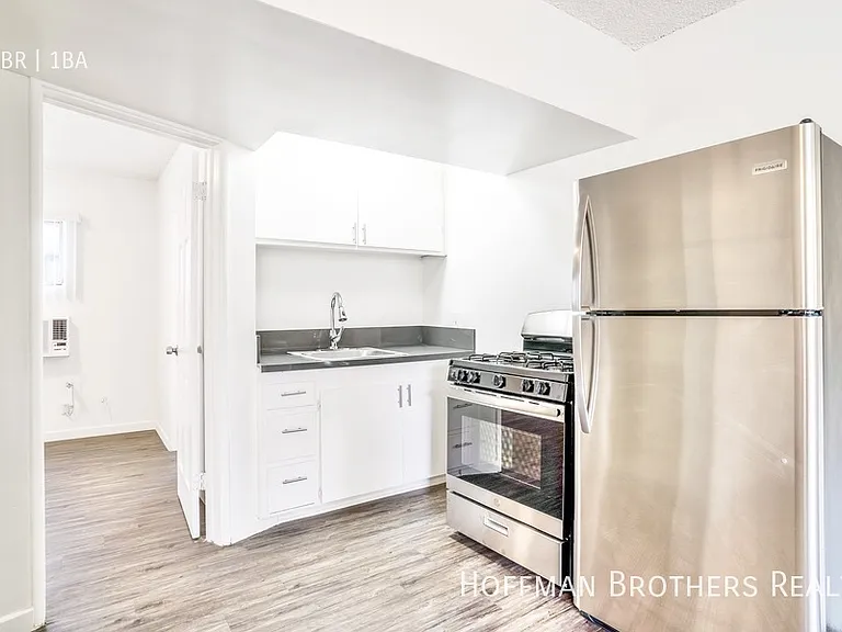 4558 W 173rd St #G — Photo 3