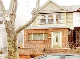 69-09 66th Pl, Flushing, NY 11385