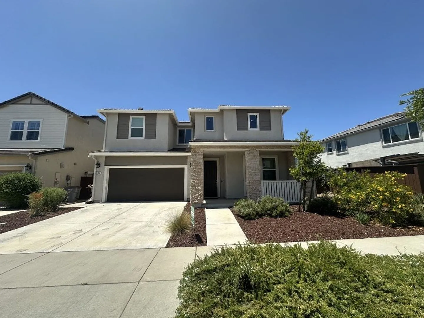 1404 Hammond Dr photo 1