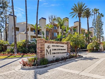 21400 Burbank Blvd APT 217, Woodland Hills, CA, 91367