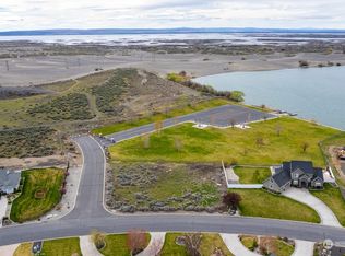 7741 Dune Lake Rd SE, Moses Lake, WA 98837