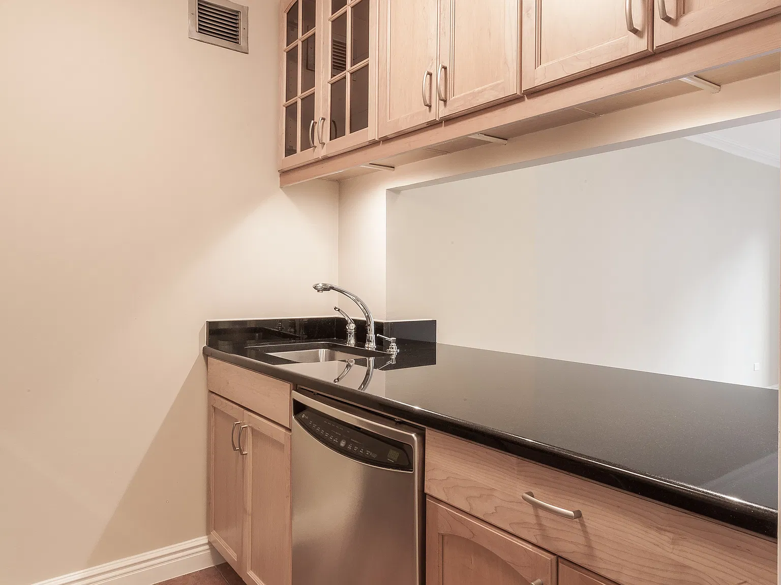 30 West 63rd Street — Photo 4