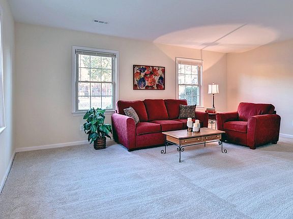 4th image of 397 Deputy Ln Unit F