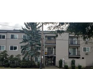6600 SE Division St 102 #102, Portland, OR 97206