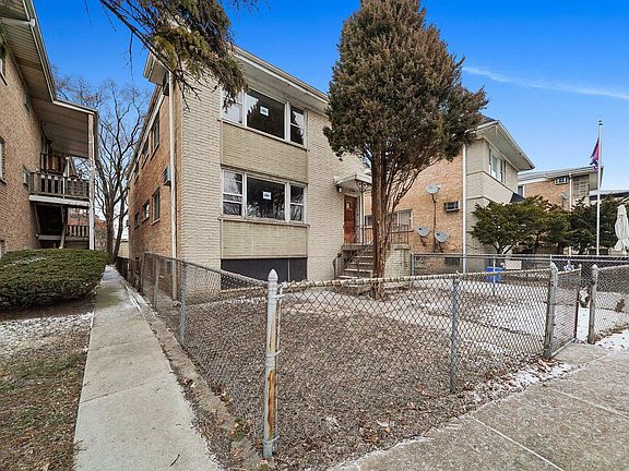2nd image of 5760 W Park Ave