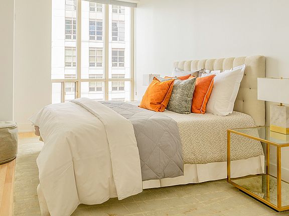 5th image of 61 Yorkville Ave #3B-2Ba-503Sqft