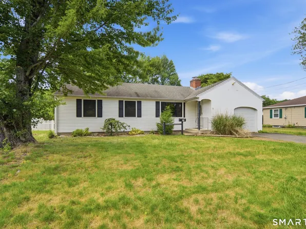 11 Brookfield Drive, East Hartford, CT 06118