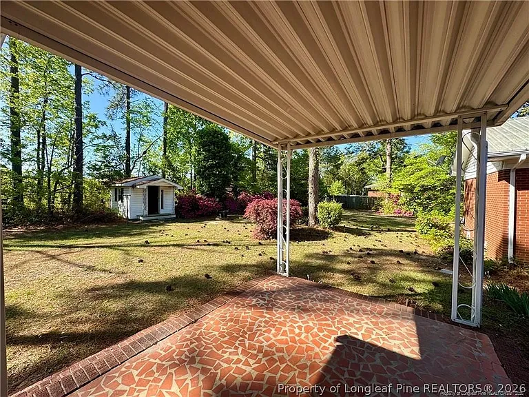 400 Harrill St — Photo 18