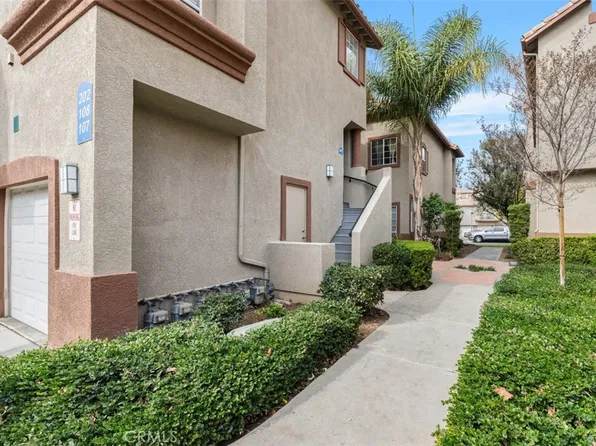 2915 Via Milano Unit 202, Corona, CA 92879