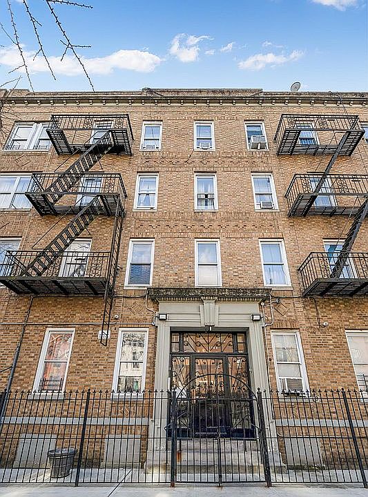 1st image of 1384 Pacific St APT 2A