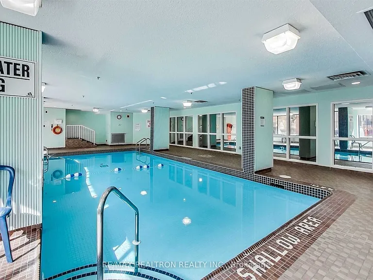 77 Maitland Pl #326 — Photo 30