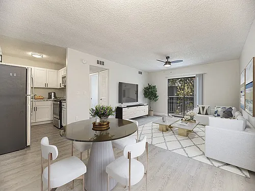 The Enclave at 3726 Photo 1
