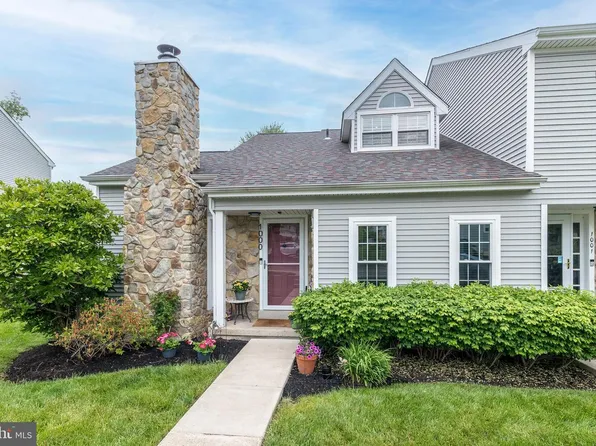 1000 Creek Dr, Ambler, PA 19002