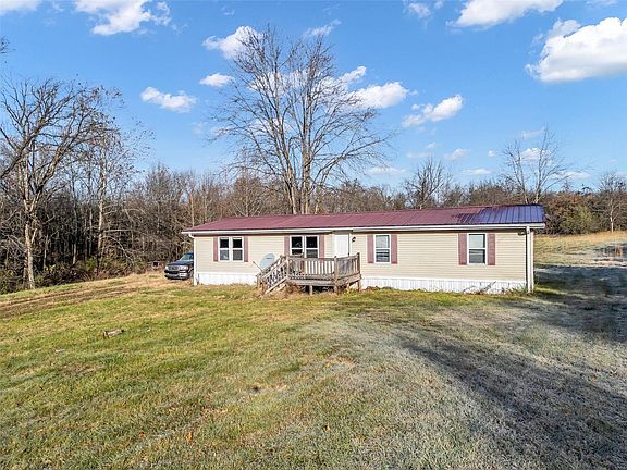 4th image of 829 Amburgy Dr