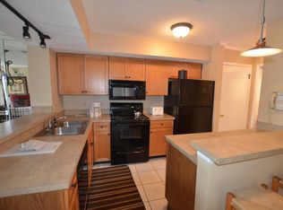 913 Harbour Pointe Ln, Miramar Beach, FL 32550