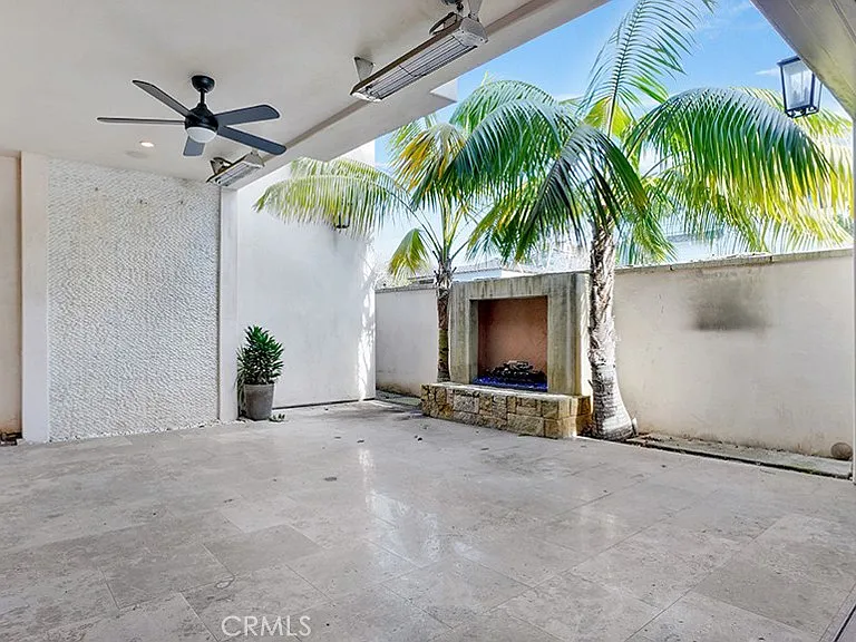 243 Poppy Ave — Photo 19