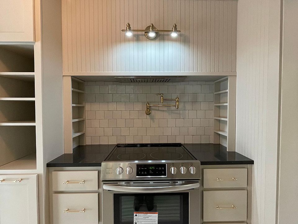 1st image of 308A Scales St