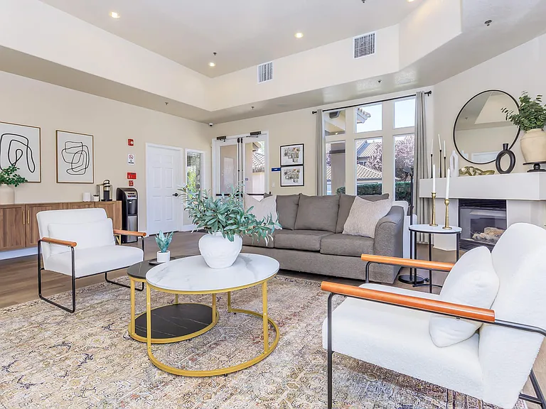 Palo Alto Place — Photo 6
