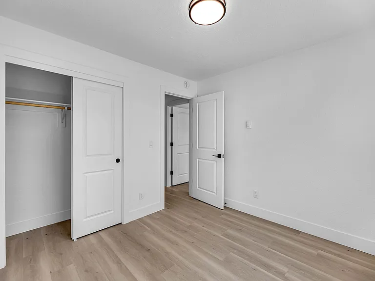 10701 NE 59th St #A — Photo 16