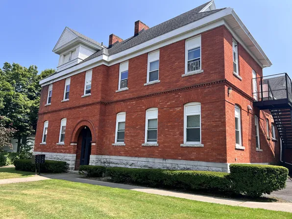 141 High St APT 5, Geneva, NY 14456