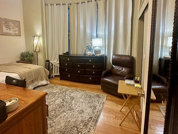 4th image of 31 E 30th St APT 1C