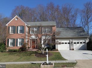 5260 Dunleigh Dr, Burke, VA 22015
