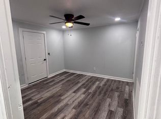 1334 Lakeview Dr, Macon, GA 31206