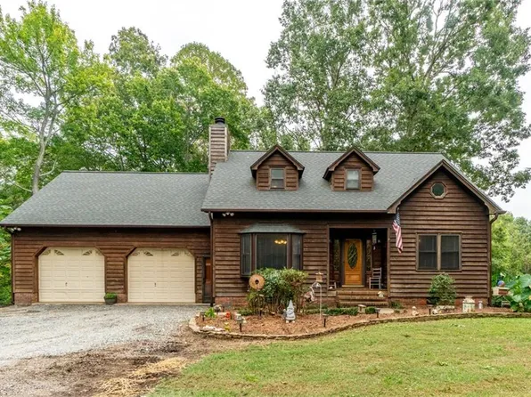 2001 Tot Hill Farm Rd, Asheboro, NC 27205