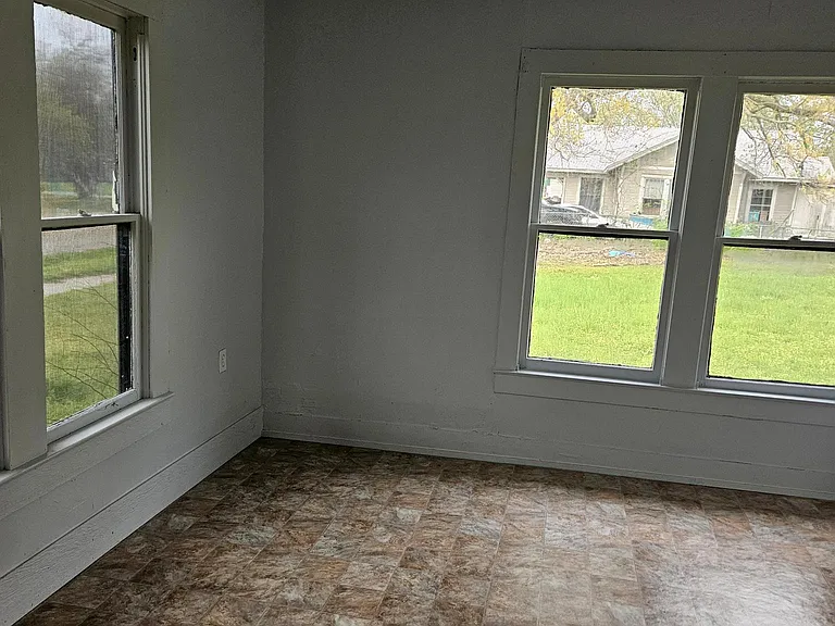508 Allen Ave — Photo 9