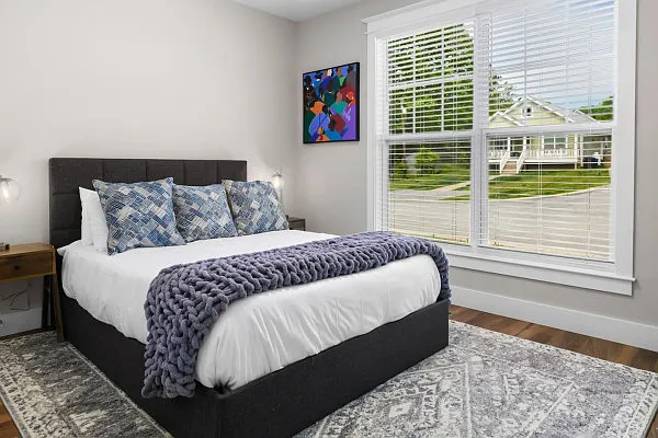 1208 Seven Sisters Ln — Photo 7
