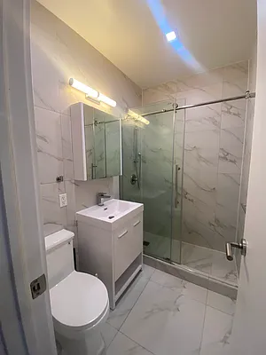 Rented by Urban Real Estate Property Group Inc | media 6