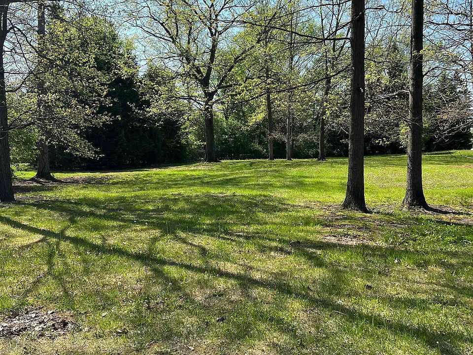 1st image of 1 Golfside Dr #4