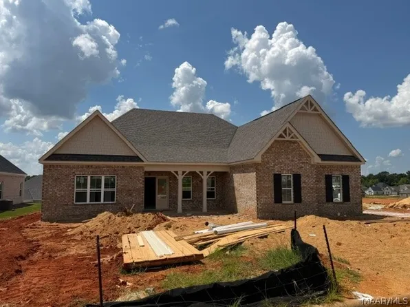 105 Saratoga Ln, Prattville, AL 36066