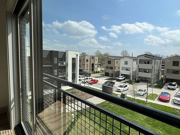 2nd image of 542 Southgate Ave #213