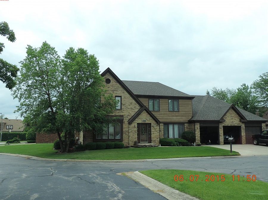 1st image of 2227 Amhurst Ct