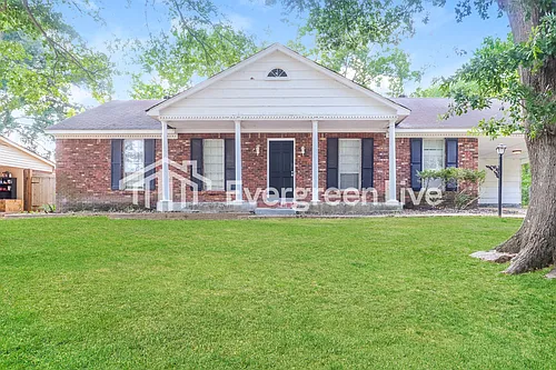 3233 Bluemont Dr Photo 1