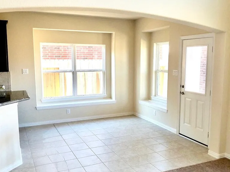 2534 Pines Pointe Dr — Photo 9