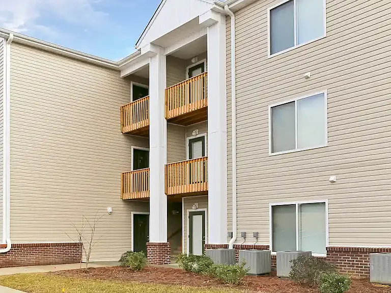 Summit Apartments — Photo 20