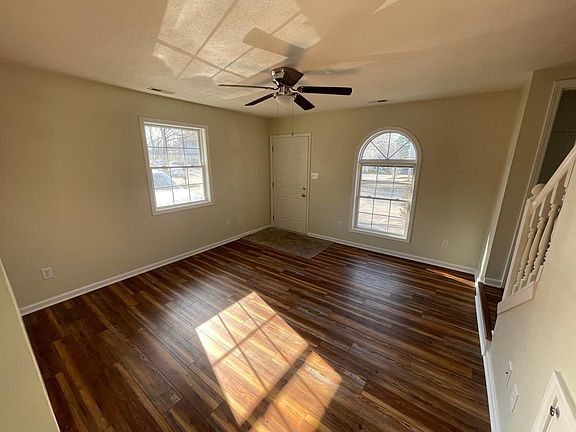 3rd image of 750 E Sherwood Hills Dr #750