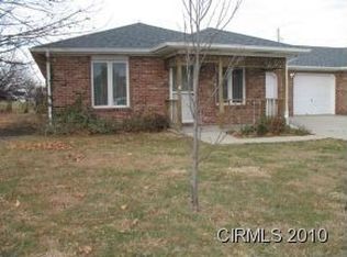 816 Lincoln Dr, Tipton, IN 46072