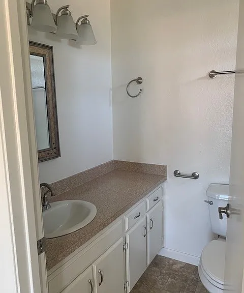 1020 Ella St #E — Photo 12