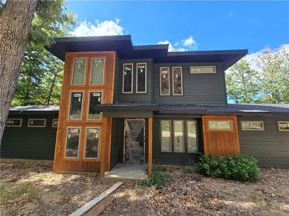 241 Shore Ln, Eureka Springs, AR 72631