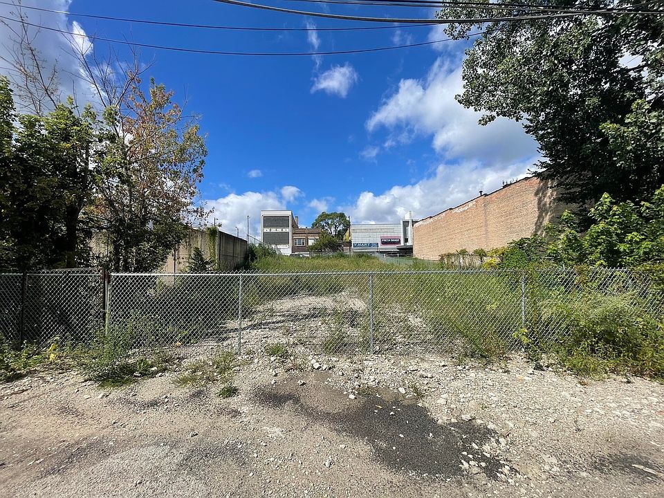 2nd image of 11241 S Michigan Ave