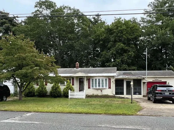 33 Raven Street, Nashua, NH 03060