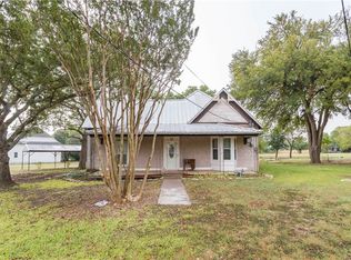 501 S Elm St, Milford, TX 76670
